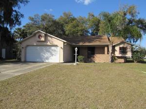 3000 Cottageville St., Deltona, FL 32738
