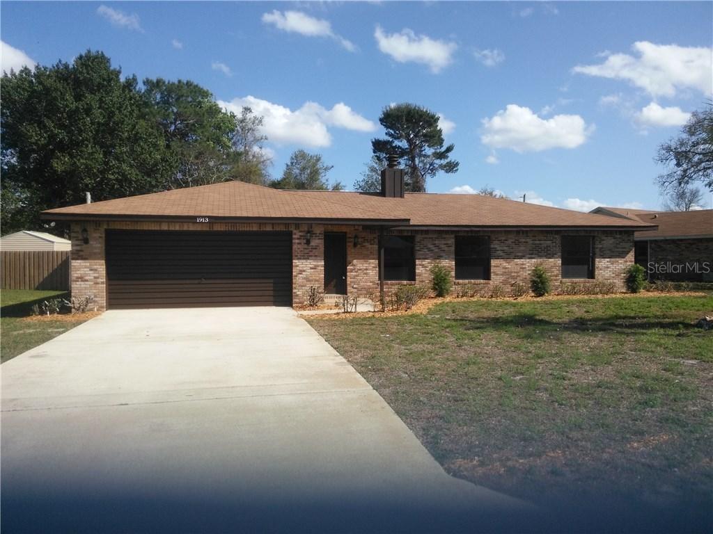 1913 E Cooper Dr., Deltona, FL 32725