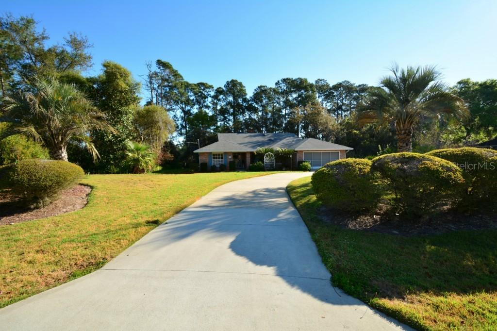 825 E Lehigh Dr., Deltona, FL 32738