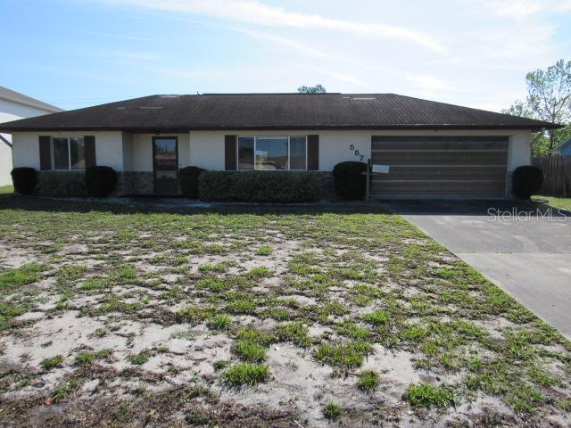 557 Pemberton Ave., Deltona, FL 32738