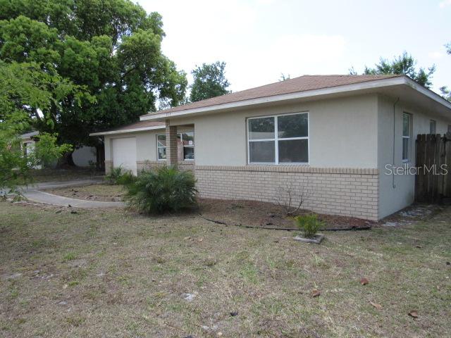 917 Wilmington Dr., Deltona, FL 32725