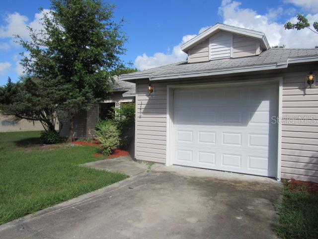 3258 Buckland St., Deltona, FL 32738