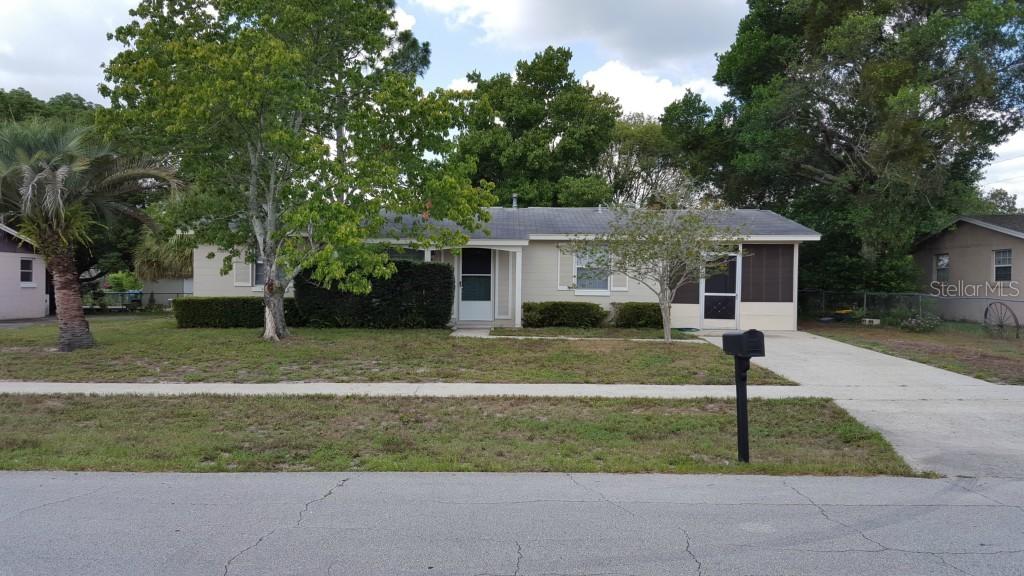 2342 Otis Ave., Deltona, FL 32738