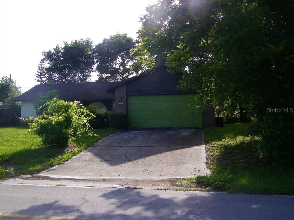 1061 W Hancock Dr., Deltona, FL 32725