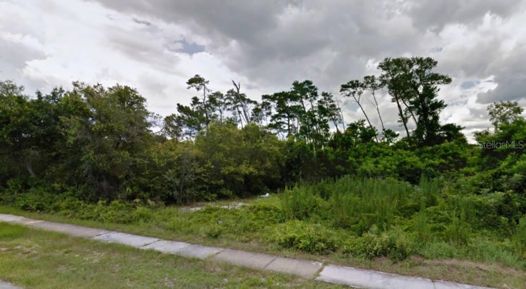 2748 Sweet Springs St., Deltona, FL 32738