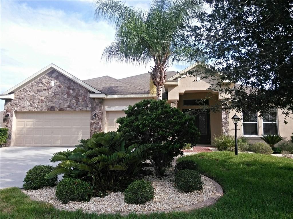 629 Red Mulberry Dr., Deltona, FL 32725