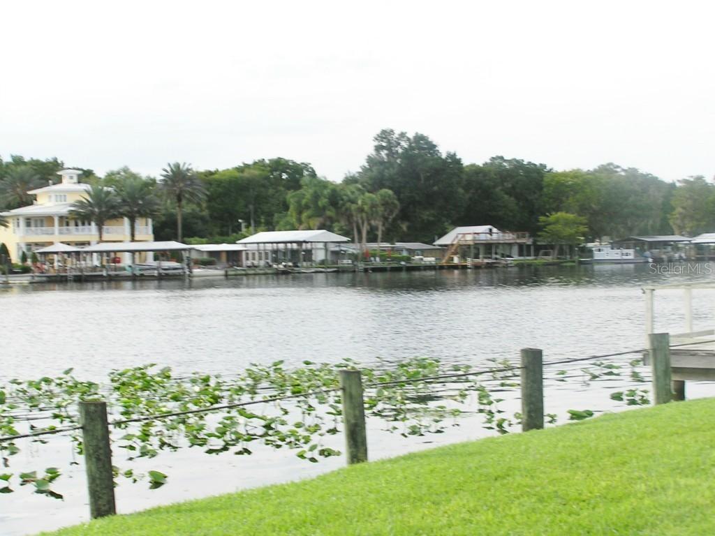 1640 Juno Tr. #201B, Astor, FL 32102