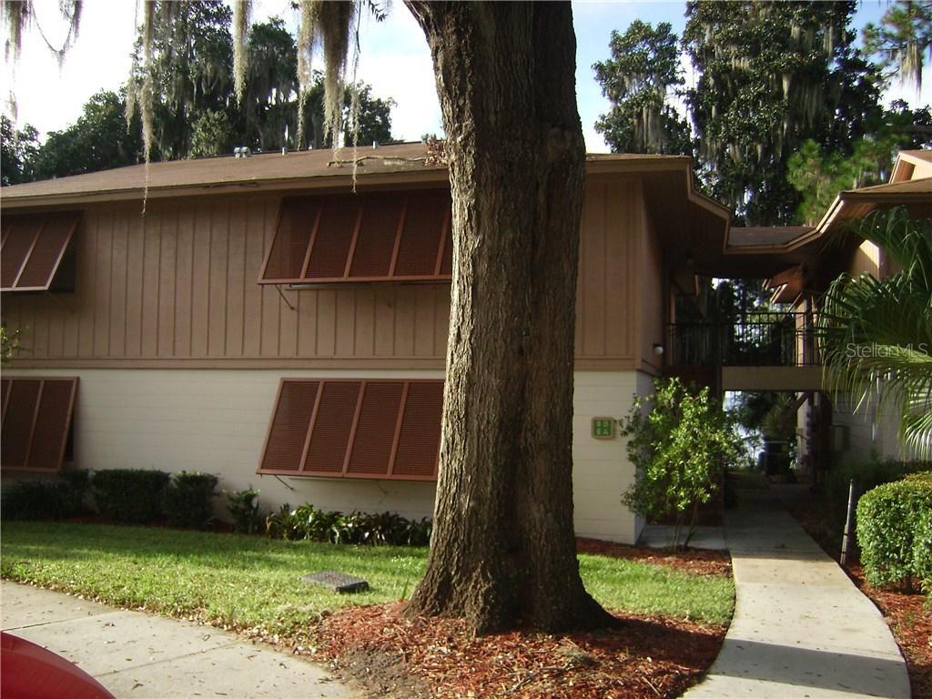 190 Hickory Woods Ct. #8B, Deltona, FL 32725