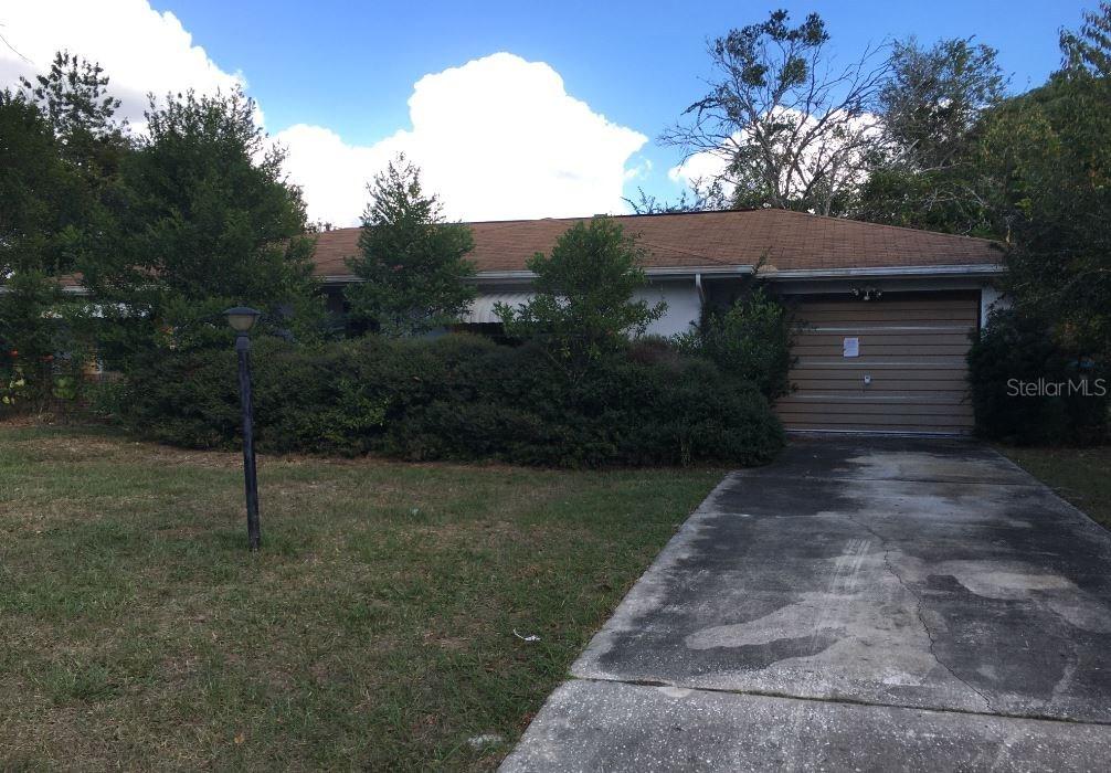 1921 Urbana Ave., Deltona, FL 32725