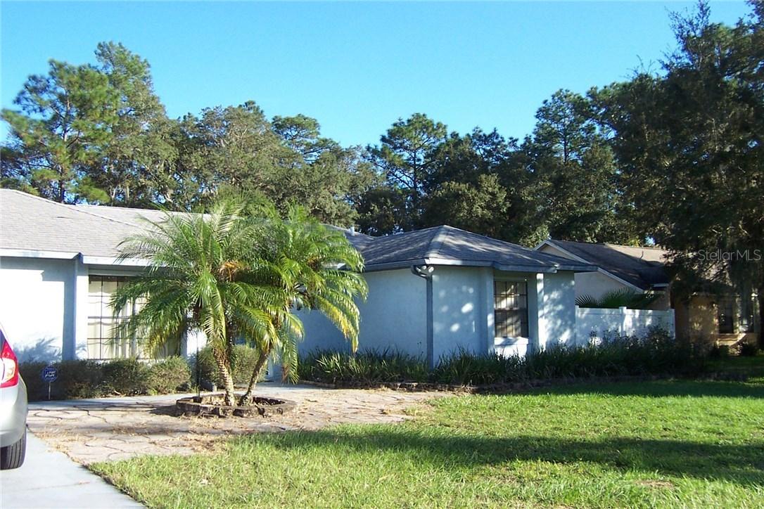 1051 Parnell Ct., Deltona, FL 32738