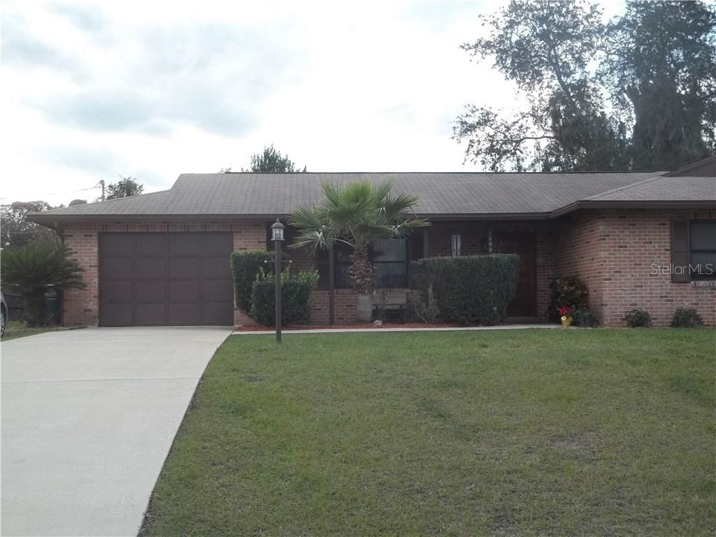 2090 Roseway Ave., Deltona, FL 32738