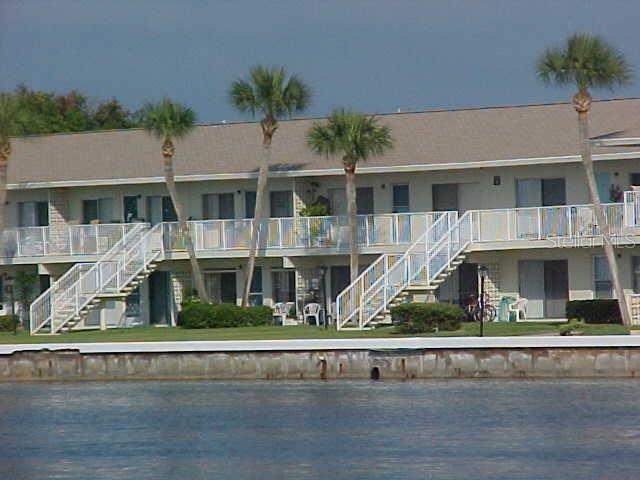 335 N Causeway #H-4, New Smyrna Beach, FL 32169
