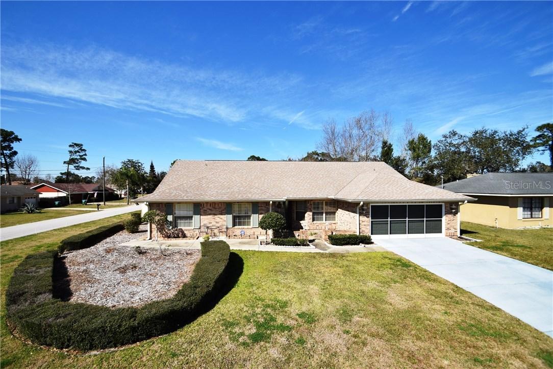 2400 Treehaven Dr., Deltona, FL 32738