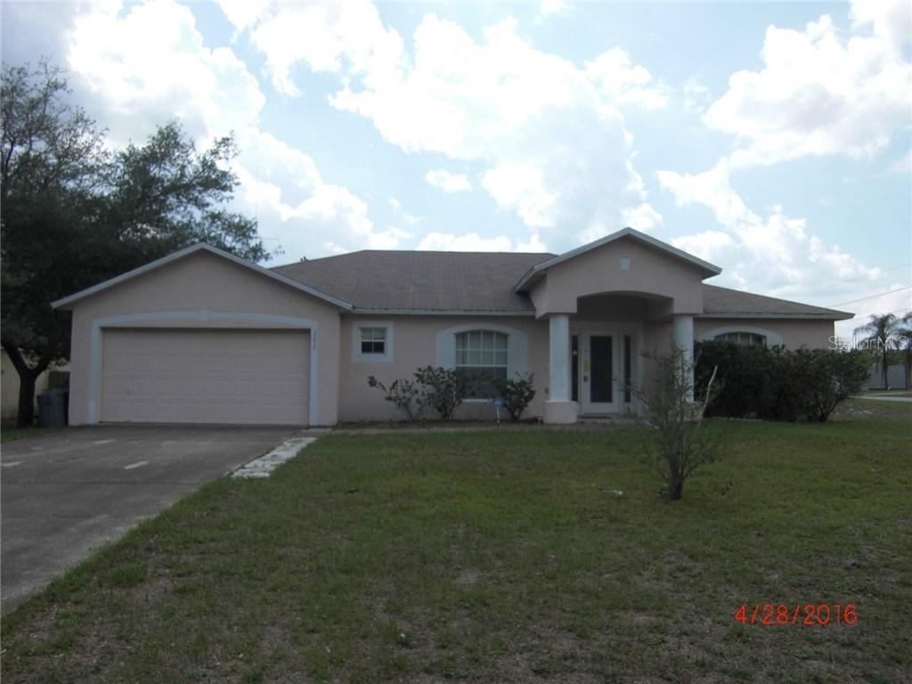 2250 E Annapolis Dr., Deltona, FL 32725