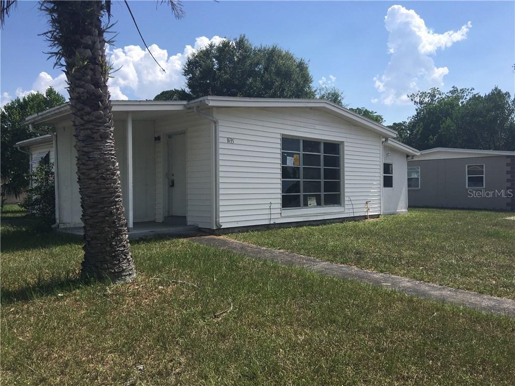 1635 Weybridge St., Deltona, FL 32725