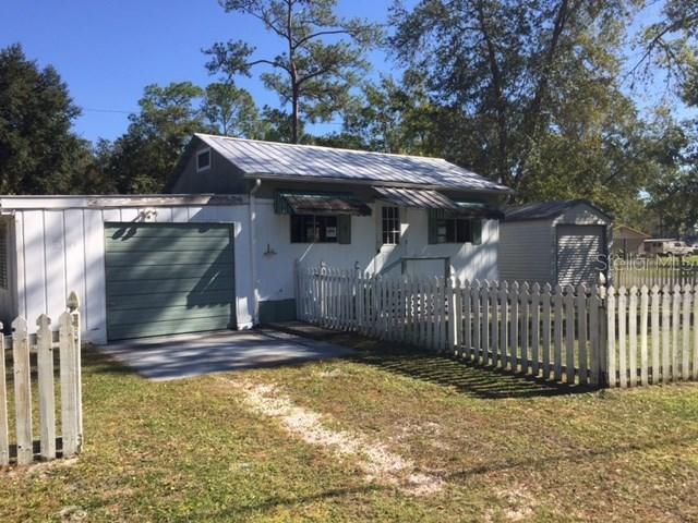 55914 Bay Rd., Astor, FL 32102