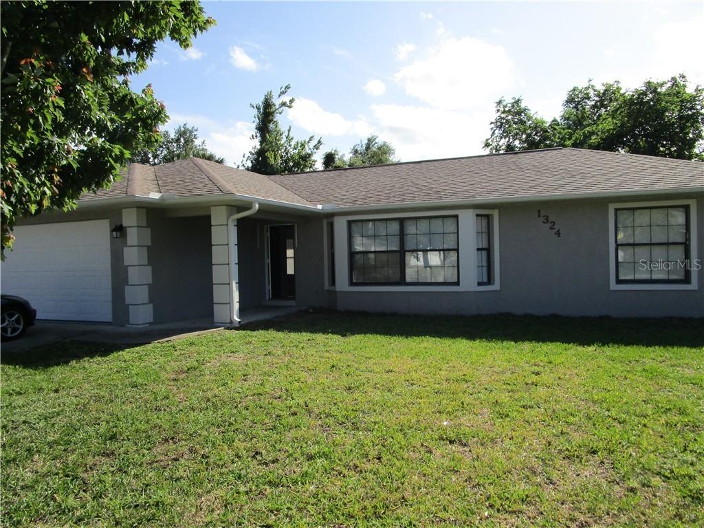 1324 Royal Palm Dr., Edgewater, FL 32132