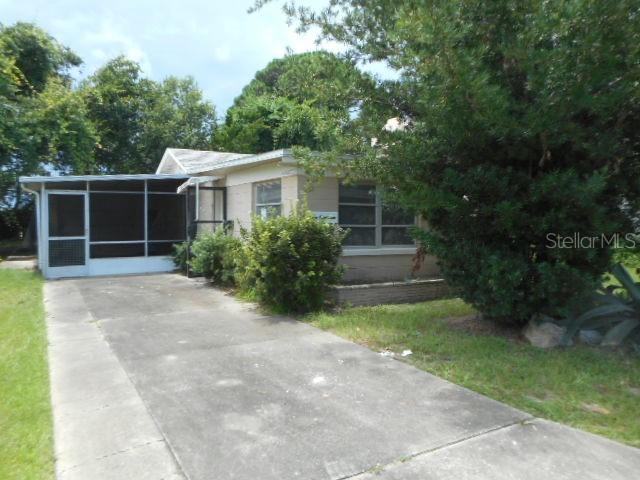 918 New York St., Edgewater, FL 32132