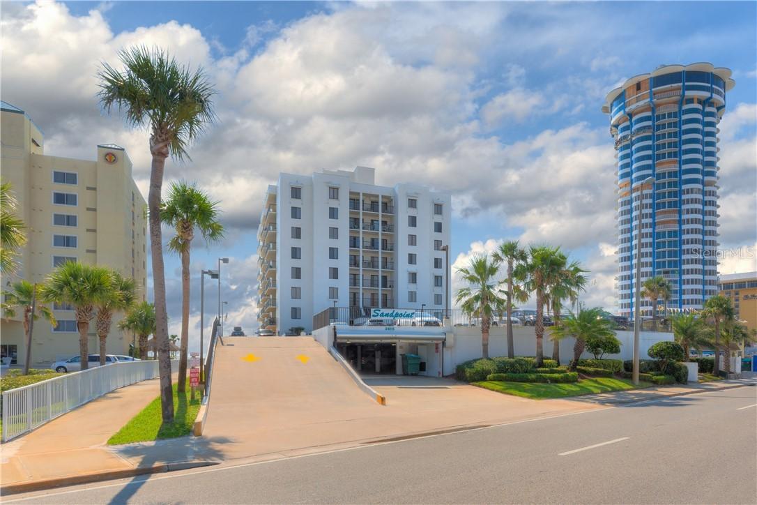 2615 S Atlantic Ave. #4B, Daytona Beach Shores, FL 32118