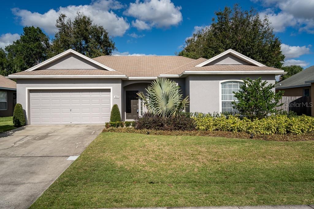 317 Ryans Ridge Ave., Eustis, FL 32726