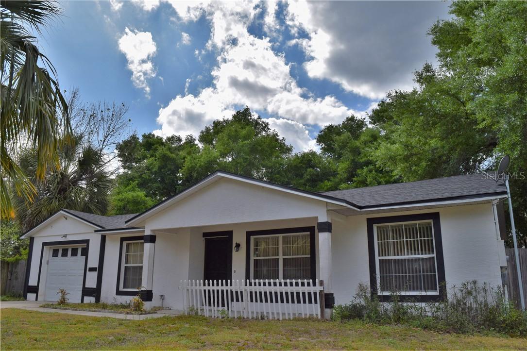 513 Dorothy Cir., Eustis, FL 32726