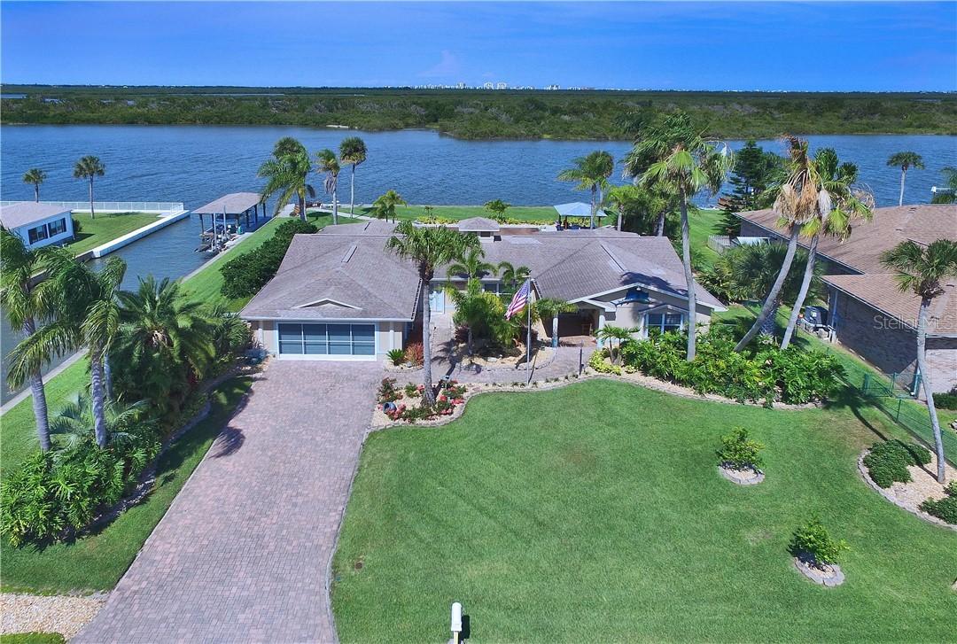 123 Palm Breeze Dr., Edgewater, FL 32141