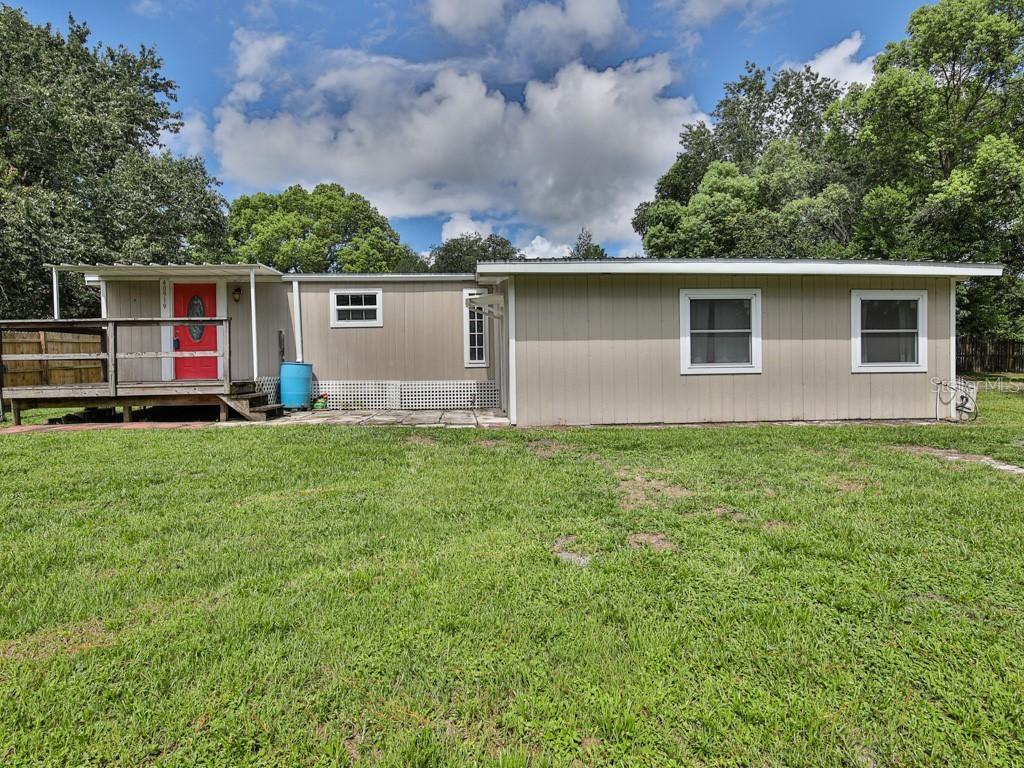 40919 Pine Tree Ln., Eustis, FL 32736