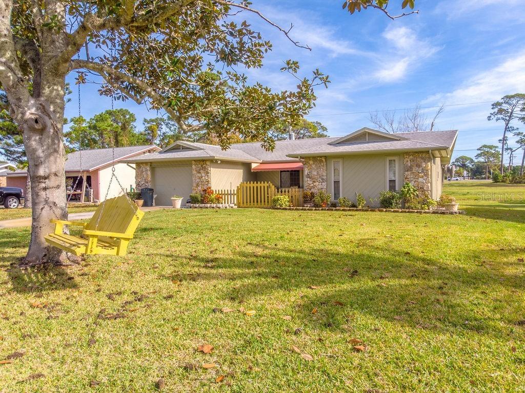 115 Silver Cir., Edgewater, FL 32132