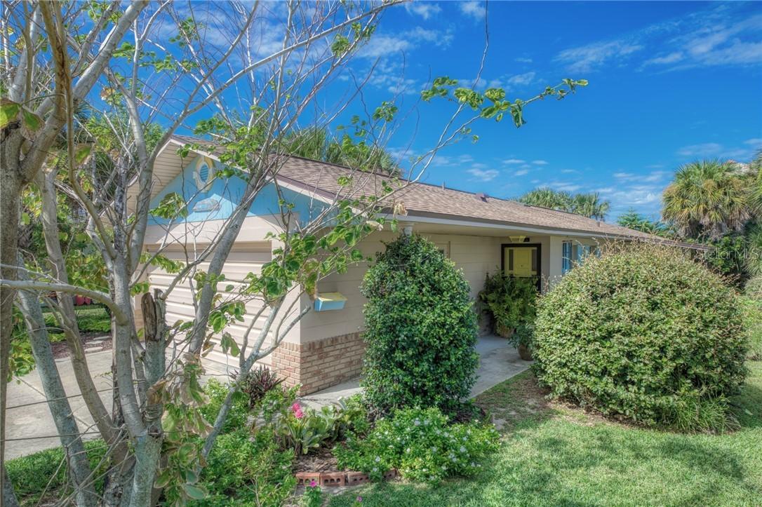 365 Hartford Ave., Daytona Beach, FL 32118