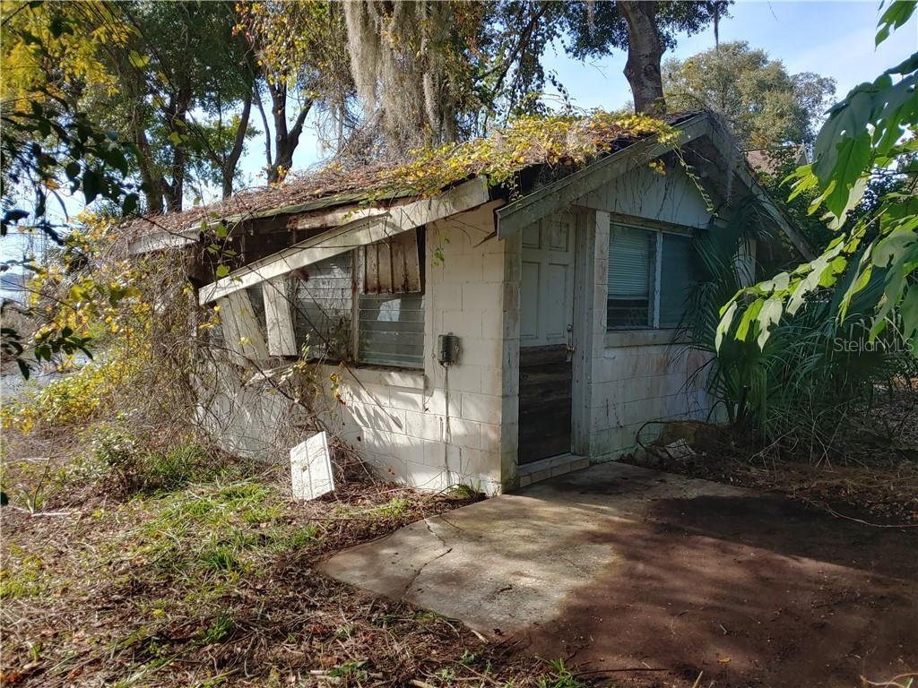 9832 SE 110th Street Rd., Belleview, FL 34420