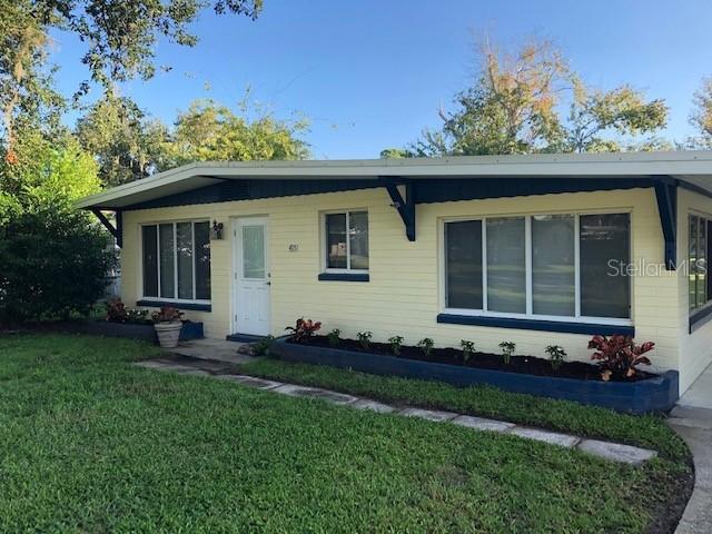 495 Carolyn St., New Smyrna Beach, FL 32168