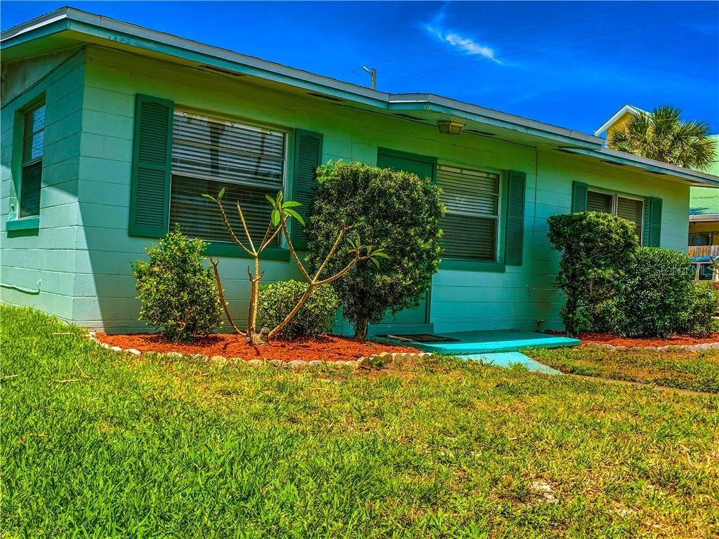 836 E 25th Ave., New Smyrna Beach, FL 32169