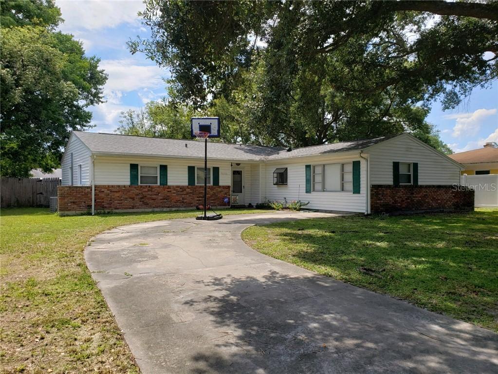 7800 Meadowglen Dr., Orlando, FL 32810