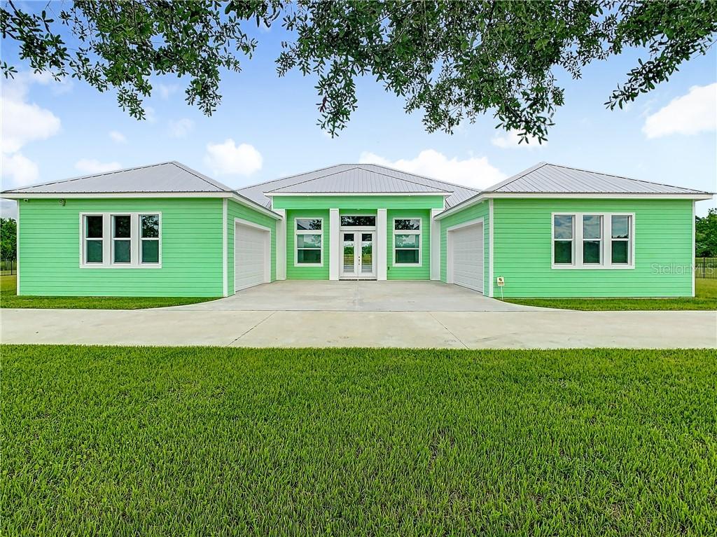 1530 County Line Rd., Oak Hill, FL 32759