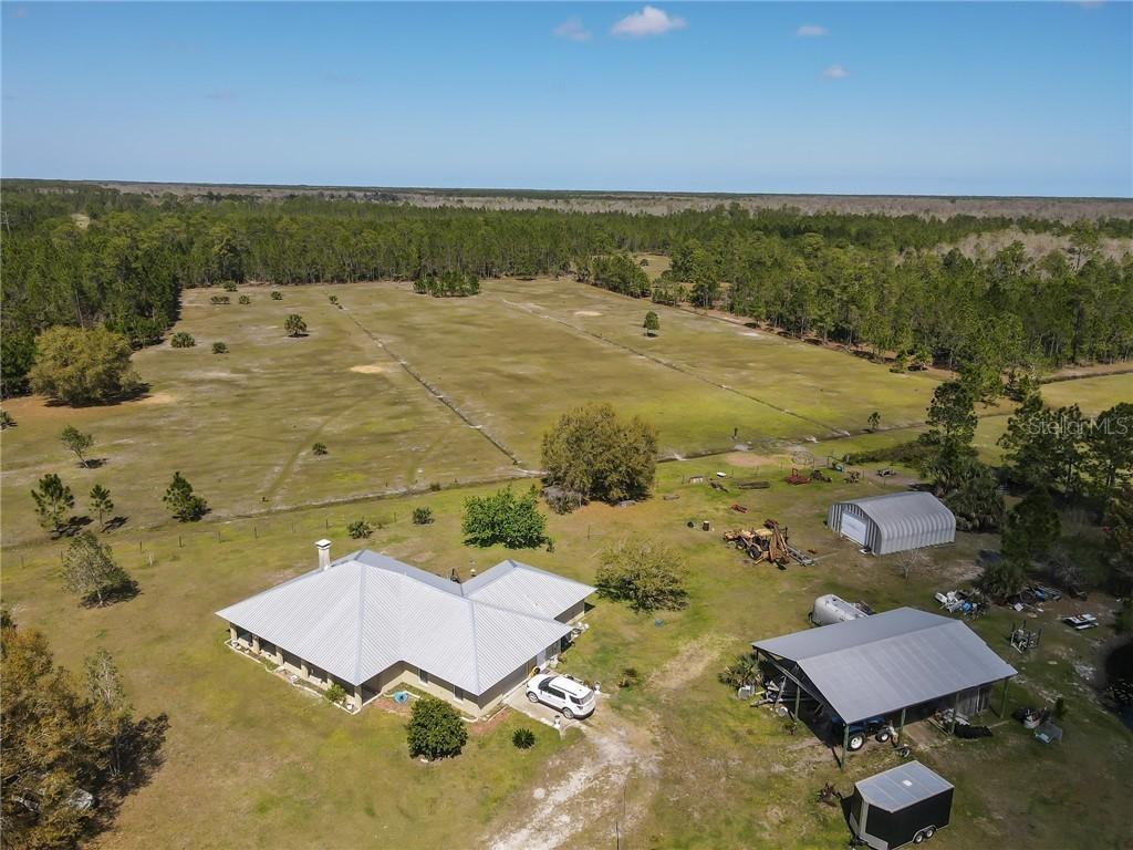865 Hunting Camp Rd., New Smyrna Beach, FL 32168