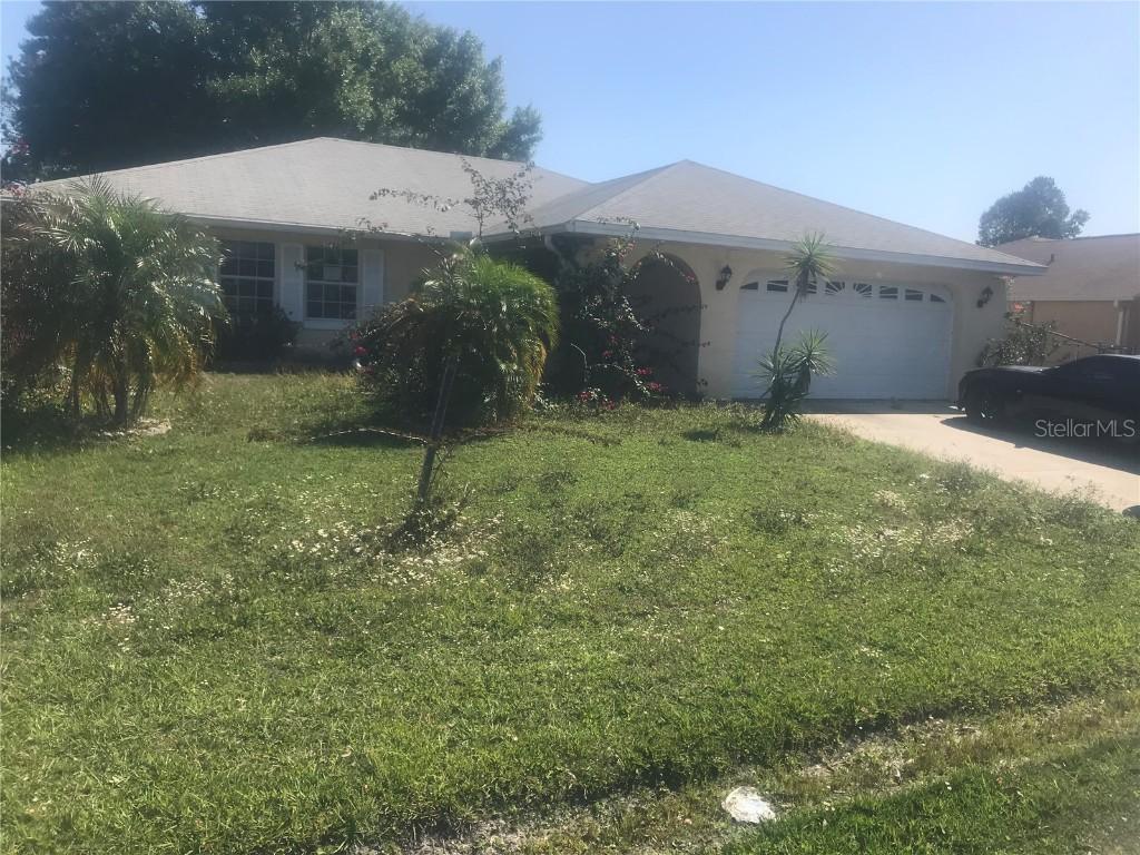 652 N Delmonte Ct., Kissimmee, FL 34758
