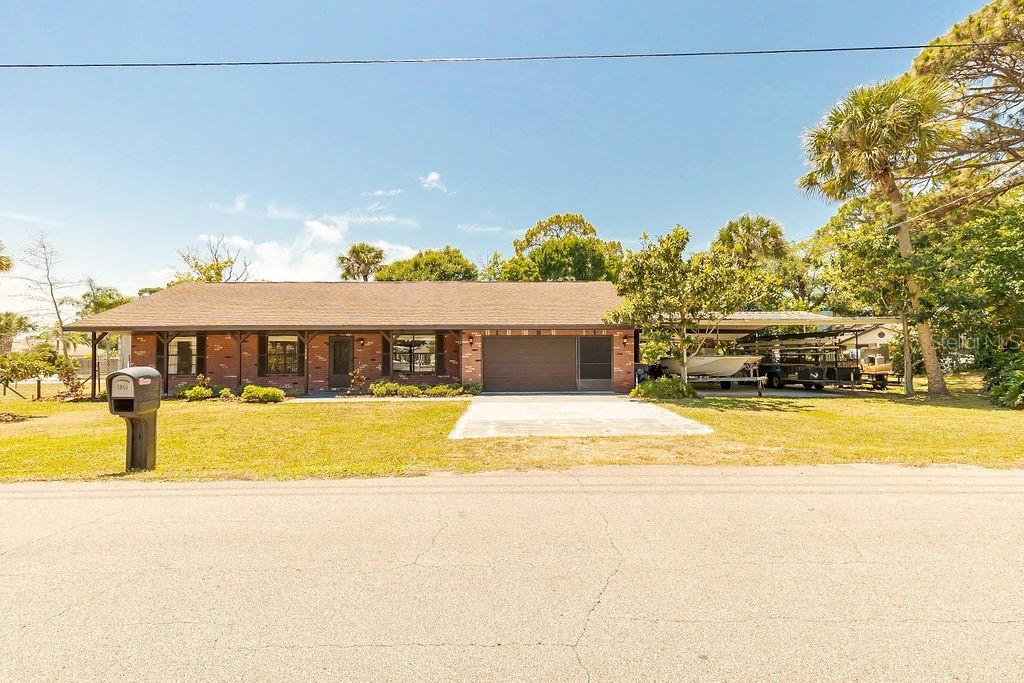 1940 Coco Palm Dr., Edgewater, FL 32141