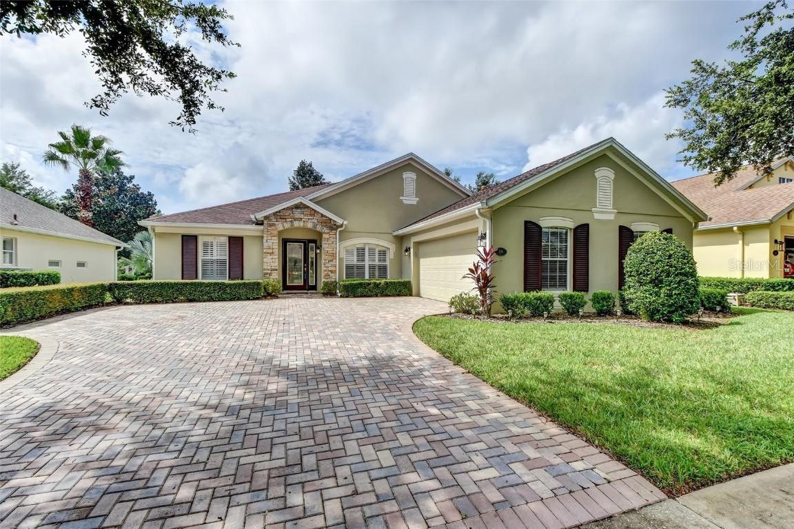 108 Westcott Ln., Deland, FL 32724