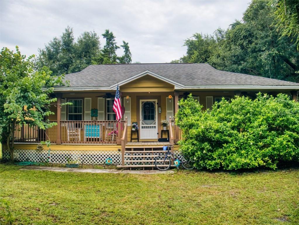 150 Baywood Dr., Oak Hill, FL 32759