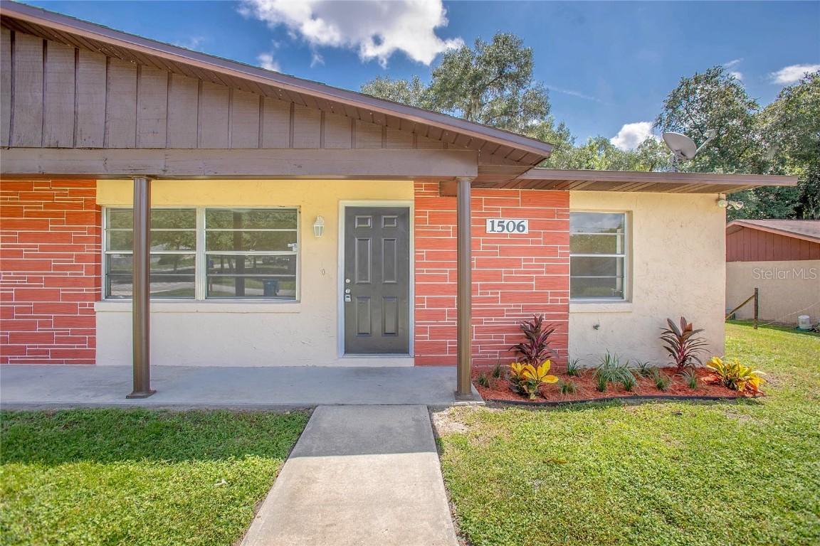 1506 S Boundary St., DeLand, FL 32720