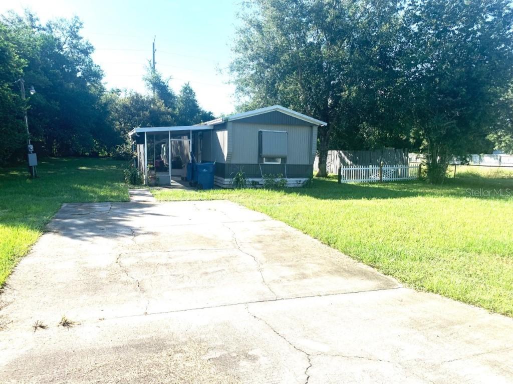 178 Dover Ln., DeLand, FL 32724