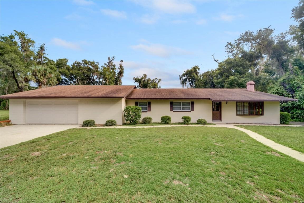 2131 Guava St., DeLand, FL 32720