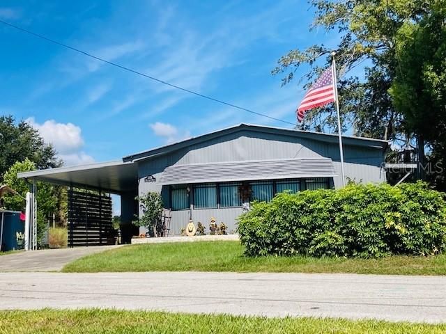 1326 Westland Dr., Tavares, FL 32778