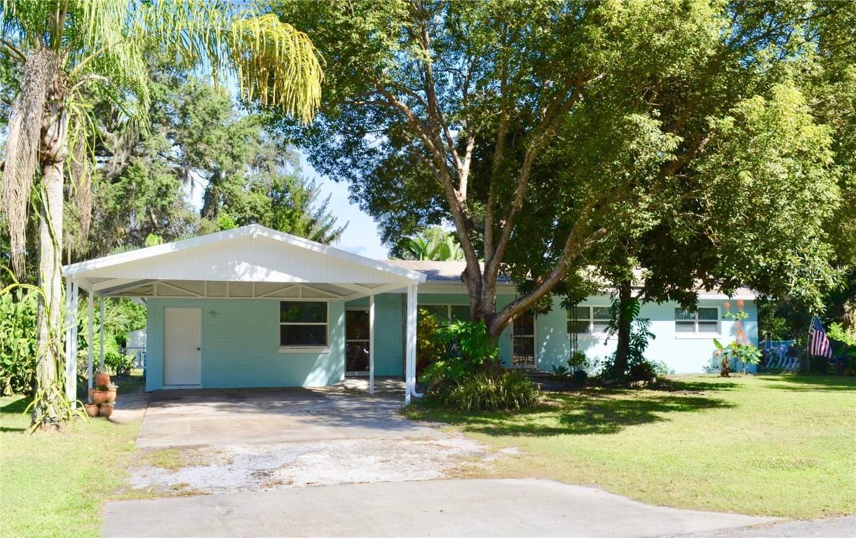 1409 W Chelsea Ave., DeLand, FL 32720