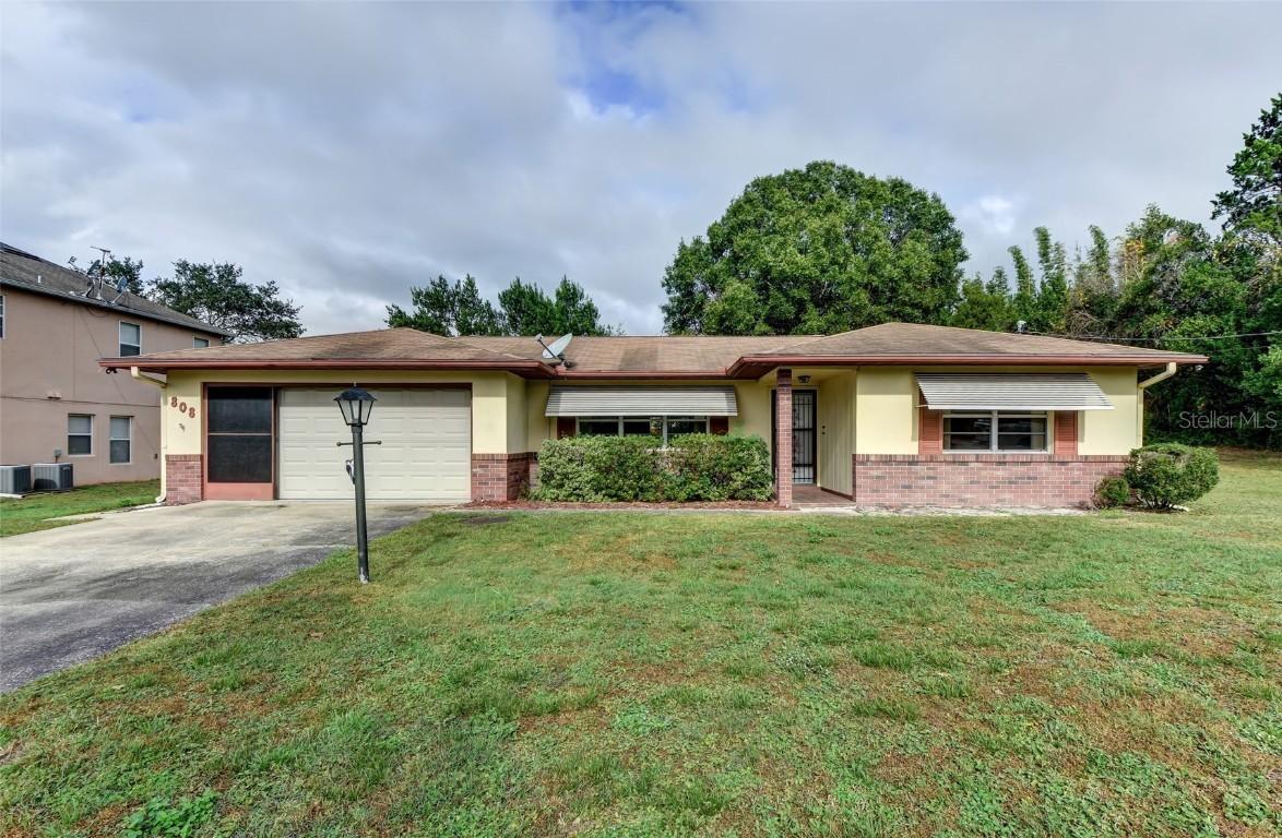 808 Hemlock Ter., Deltona, FL 32725