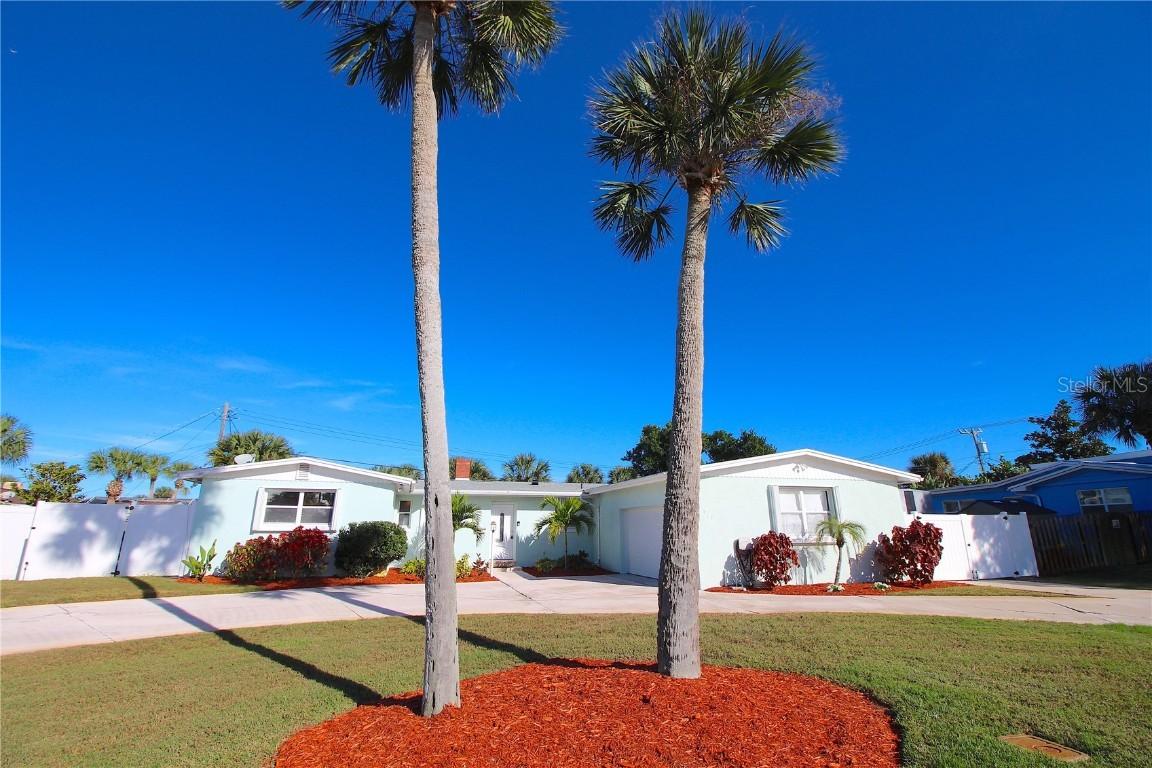 913 Peninsula Dr., Ormond Beach, FL 32176