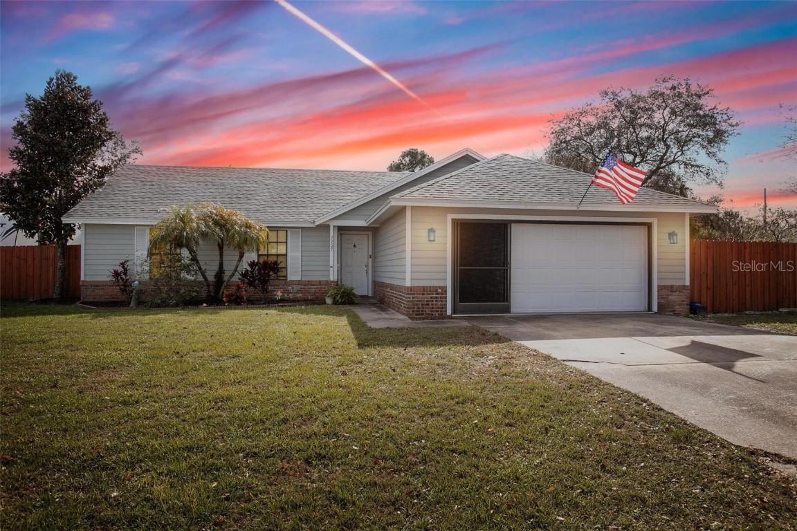 2207 India Blvd, Deltona, FL 32738