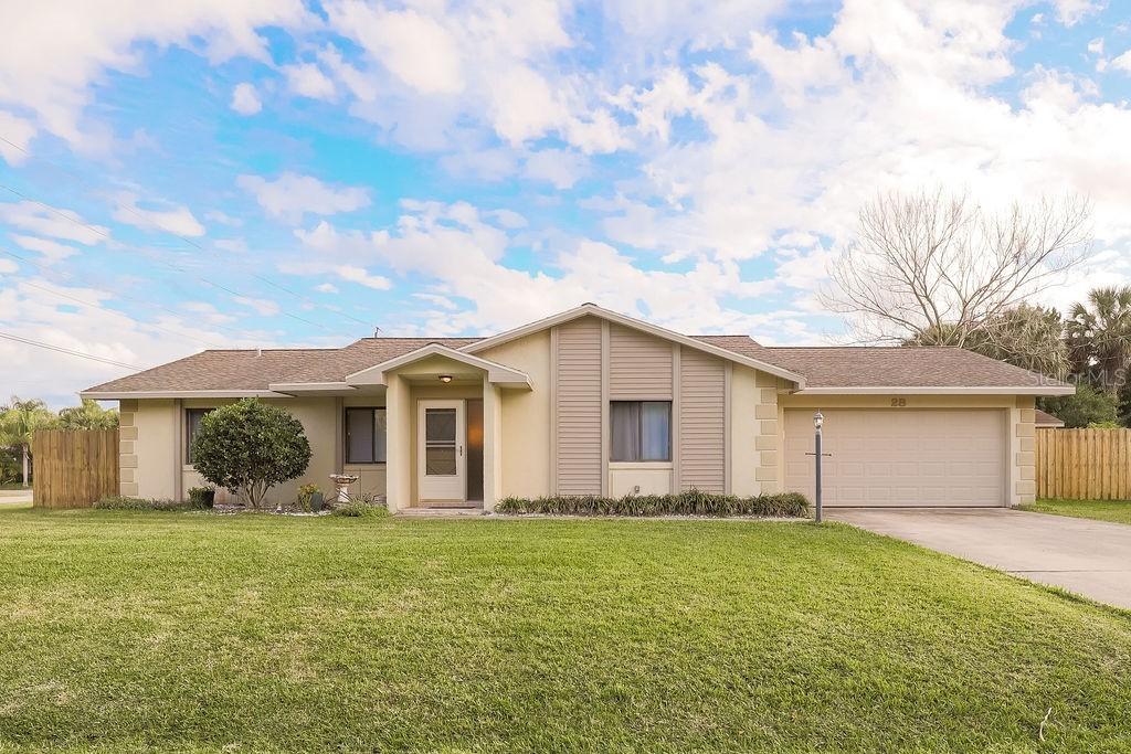 28 Century Ln., Palm Coast, FL 32137