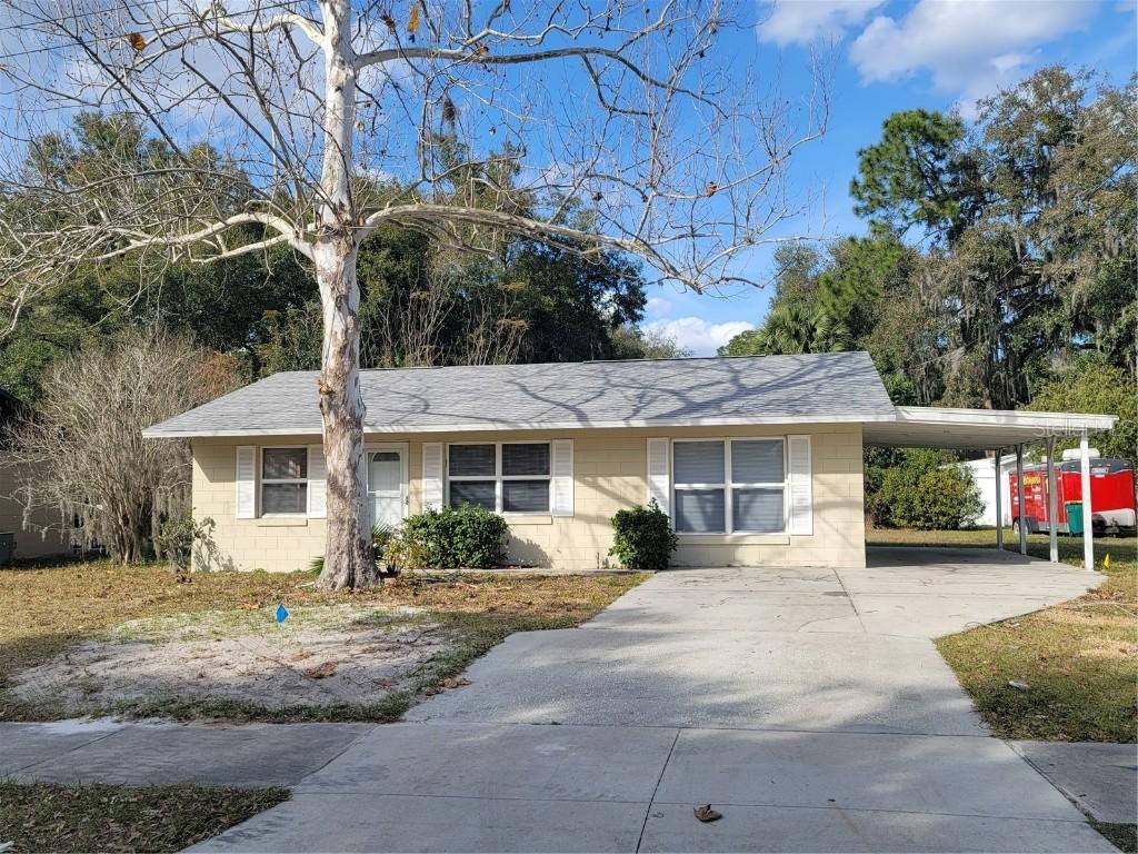 1217 E Hazzard Ave., Eustis, FL 32726