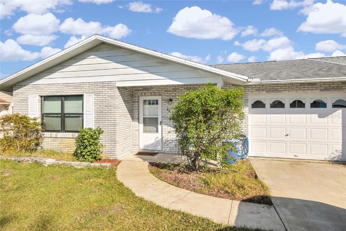 421 Falcon Ave., Edgewater, FL 32141